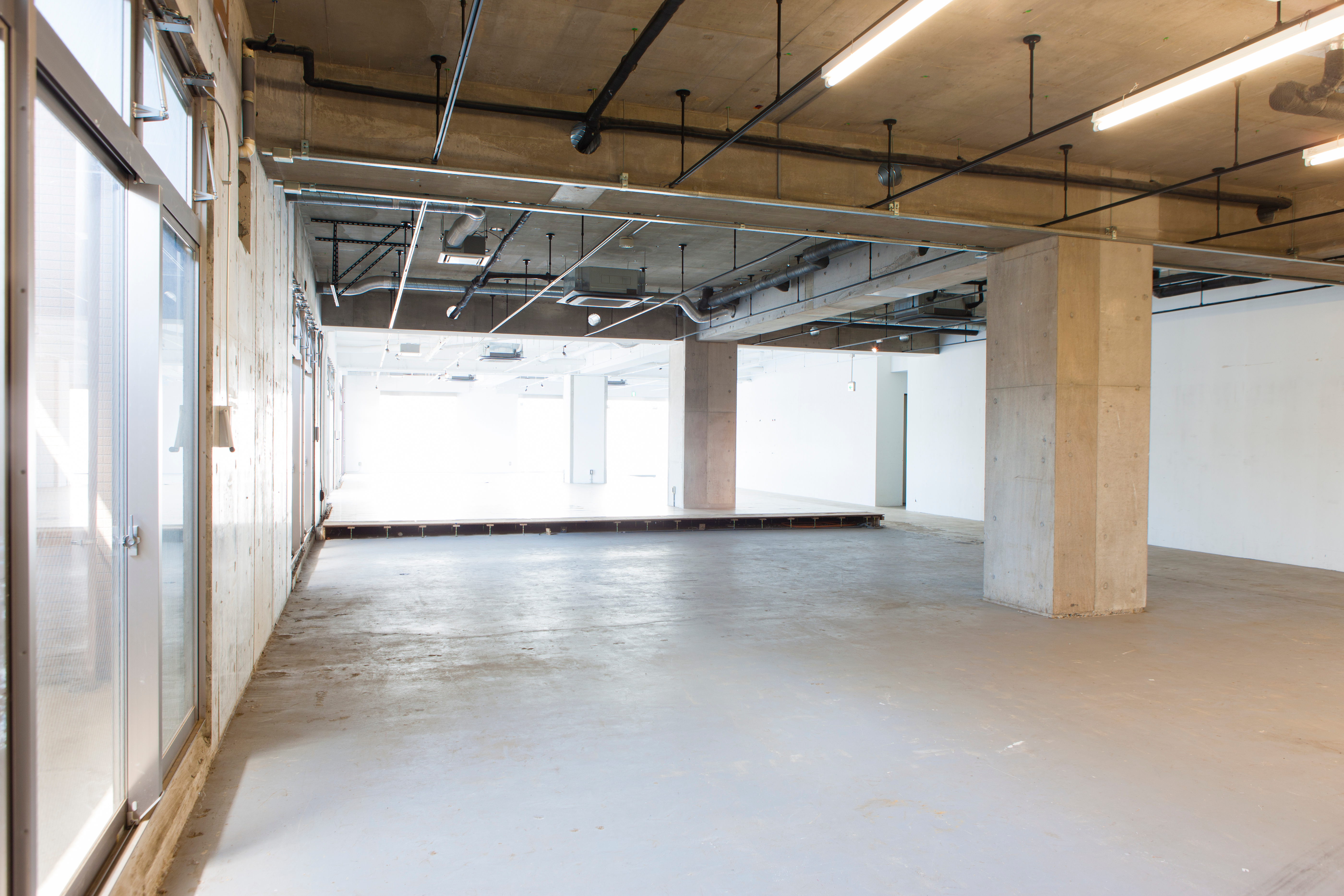 内装工事の様子